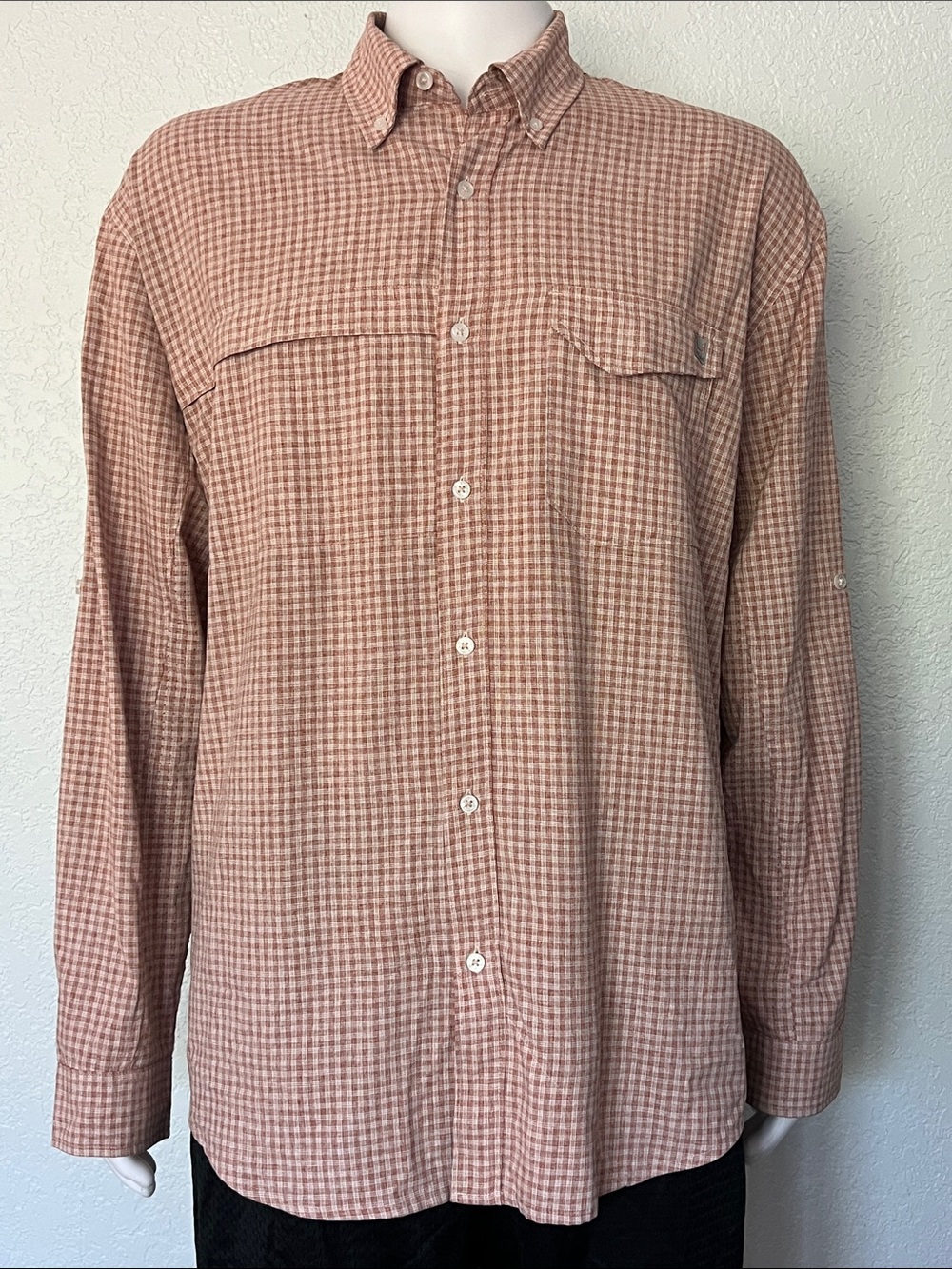 HUK Mens XL Red White Plaid Fishing Shirt Outdoor Performance Long Sleeve